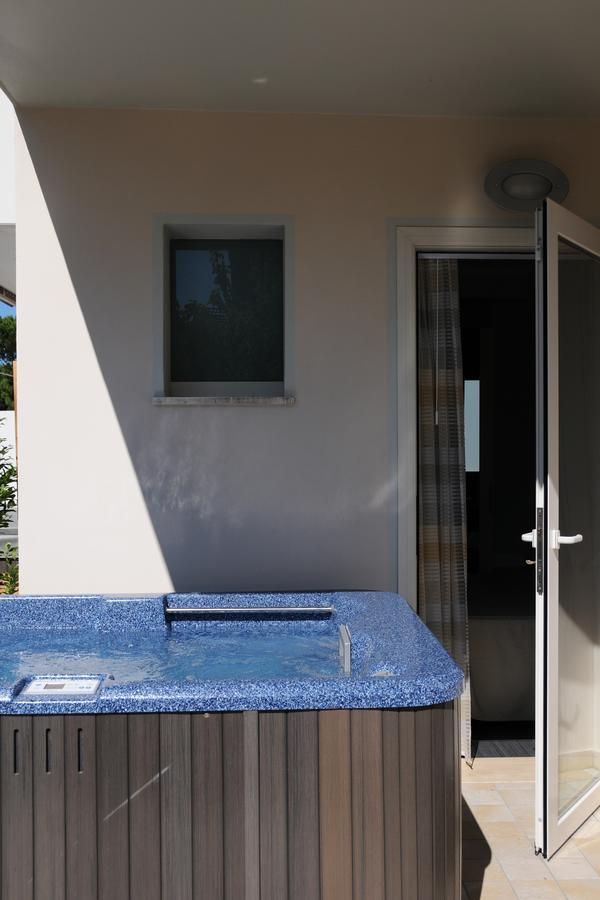 Hotel Caribia Pinarella Cervia Kültér fotó