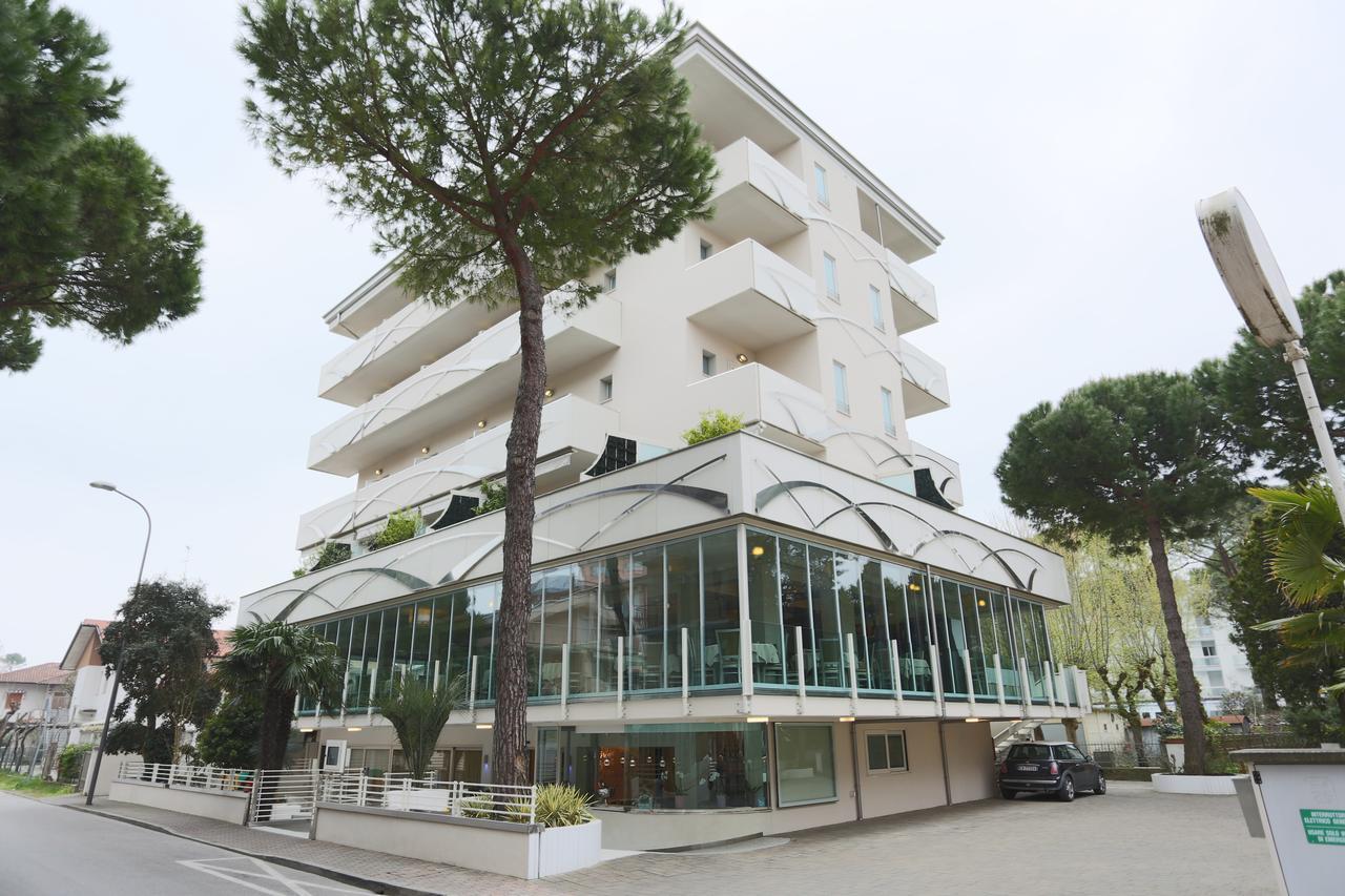Hotel Caribia Pinarella Cervia Kültér fotó