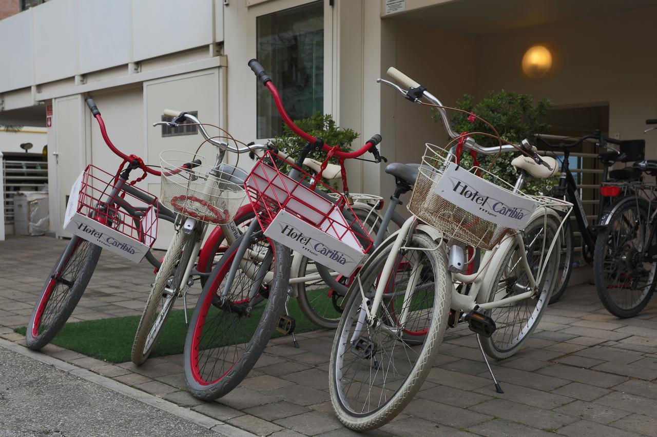 Hotel Caribia Pinarella Cervia Kültér fotó